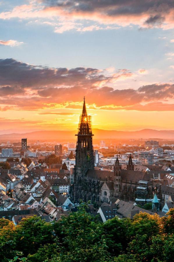 Luxus Apartment Colloseum In Der Stadt Freiburg im Breisgau Exterior foto
